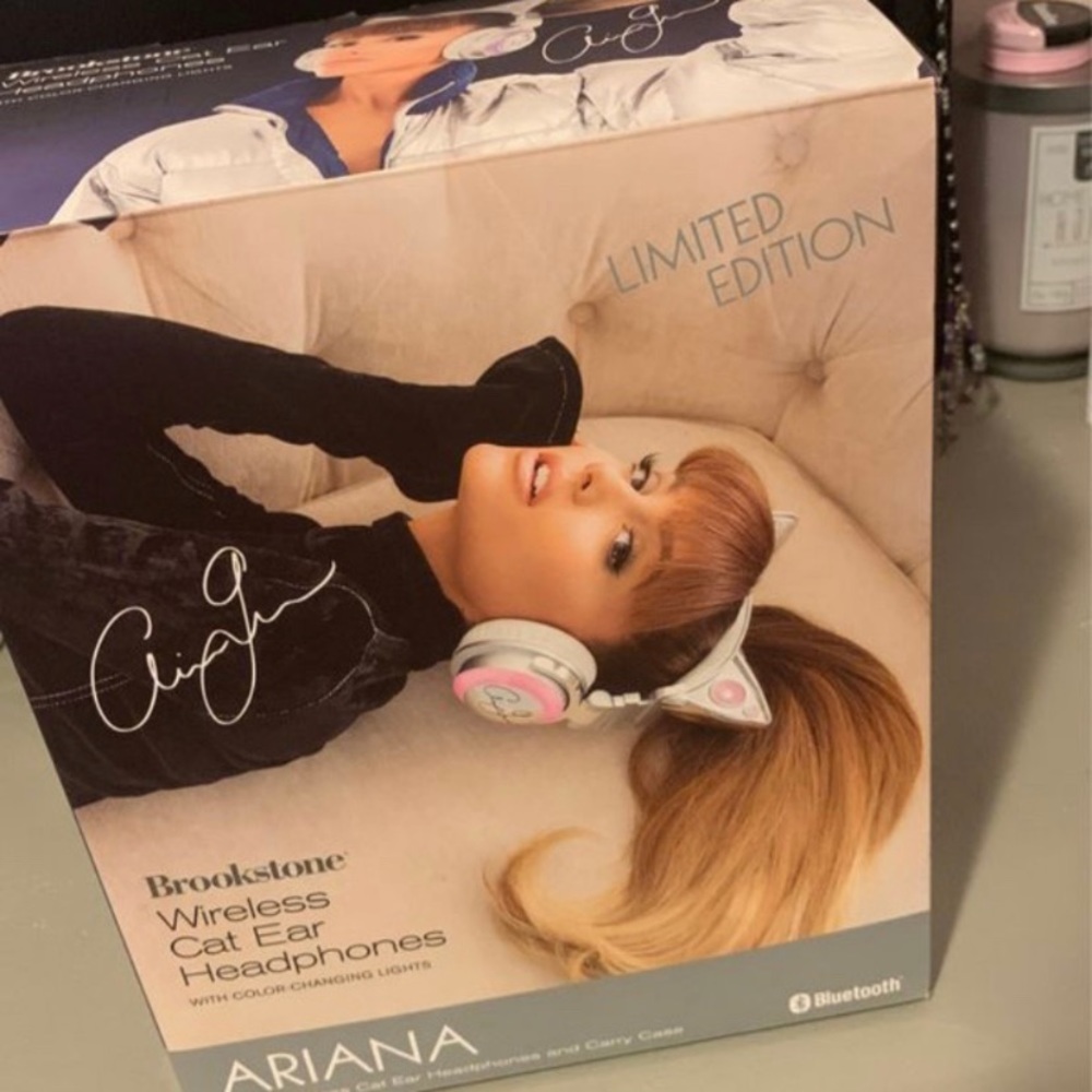 headphones and speaker
